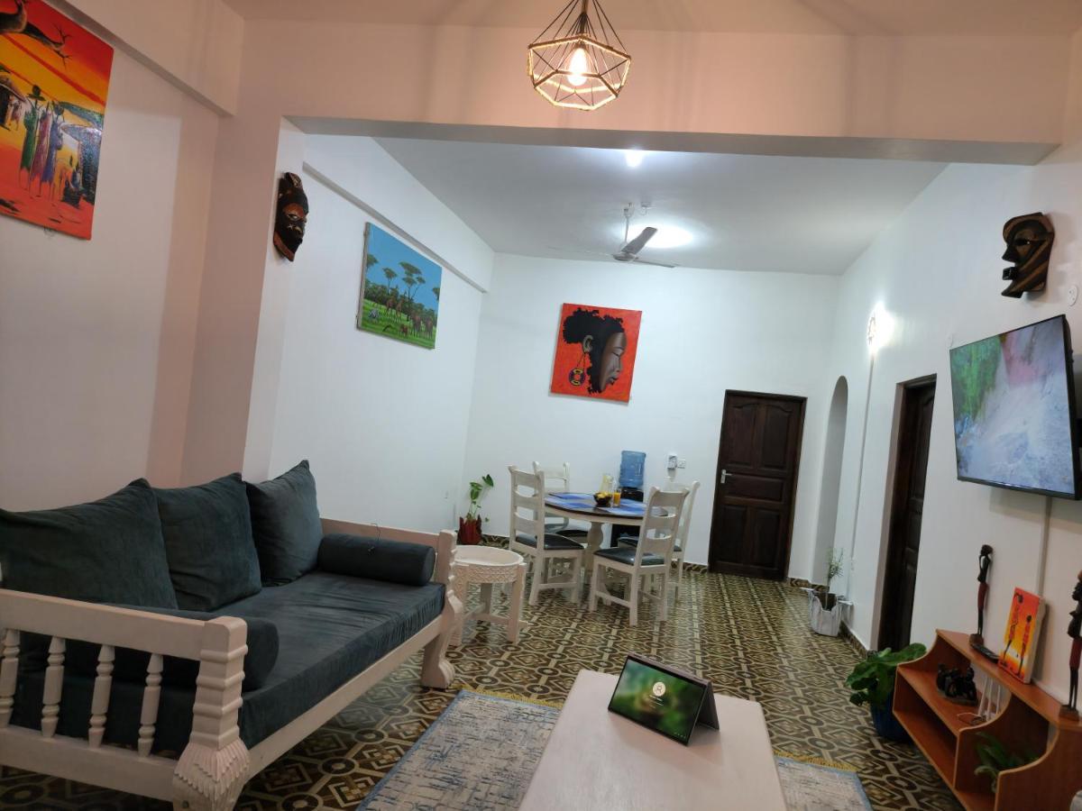 Ocean Breeze Homes Watamu 3 Bedroom Free Wi-Fi And Parking Luaran gambar